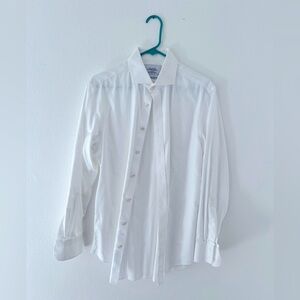 Men’s white dress shirt